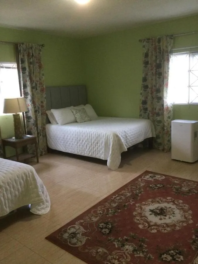 Far EnoughMountain View Retreat St.Elizabeth别墅 度假居 Far Enough