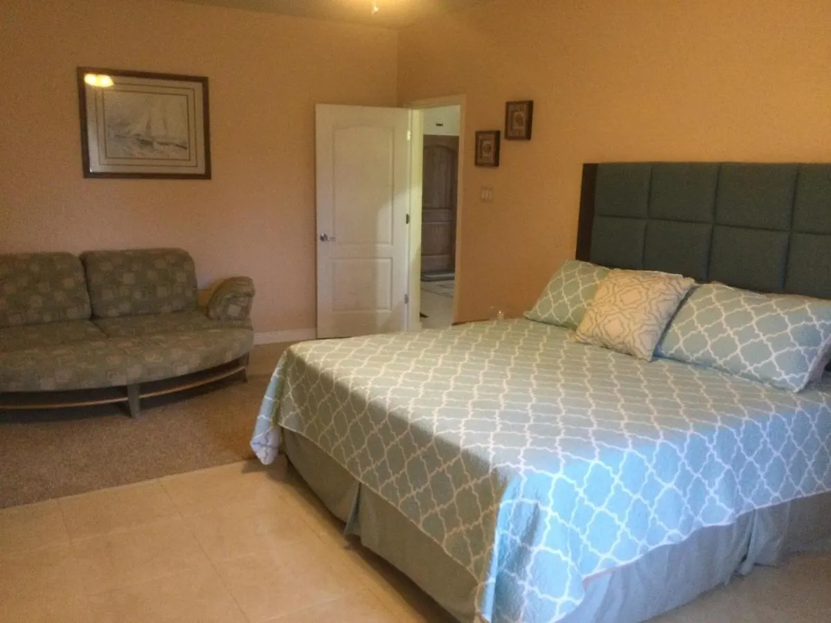 Far EnoughMountain View Retreat St.Elizabeth别墅 度假居